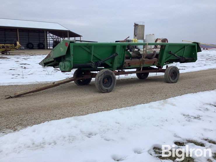 john-deere-843-image-1