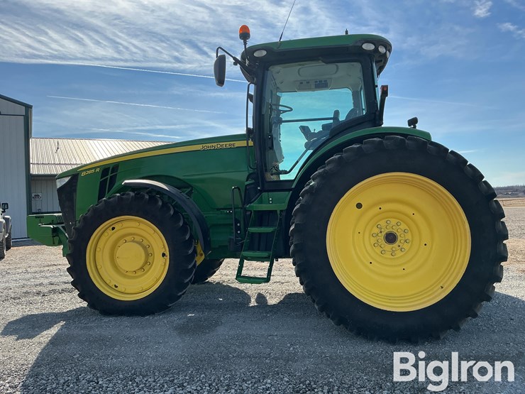 2011-john-deere-8285r-image-8