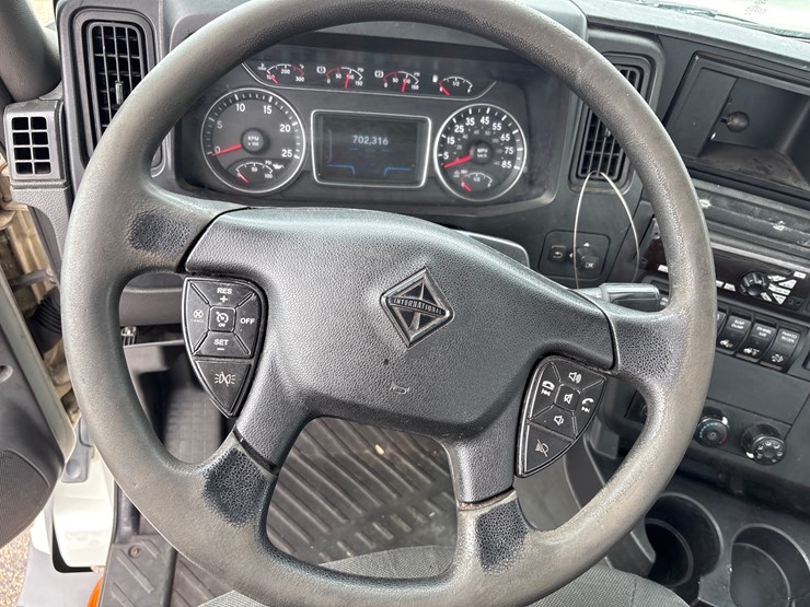 2021-international-lt-image-10