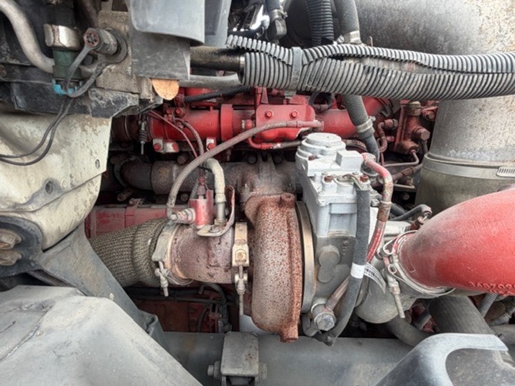 2016-international-prostar-image-69