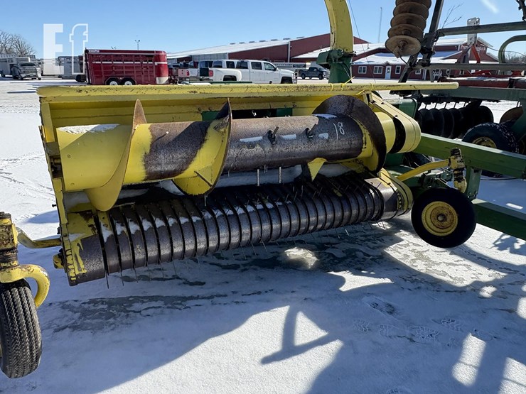 john-deere-3950-image-13