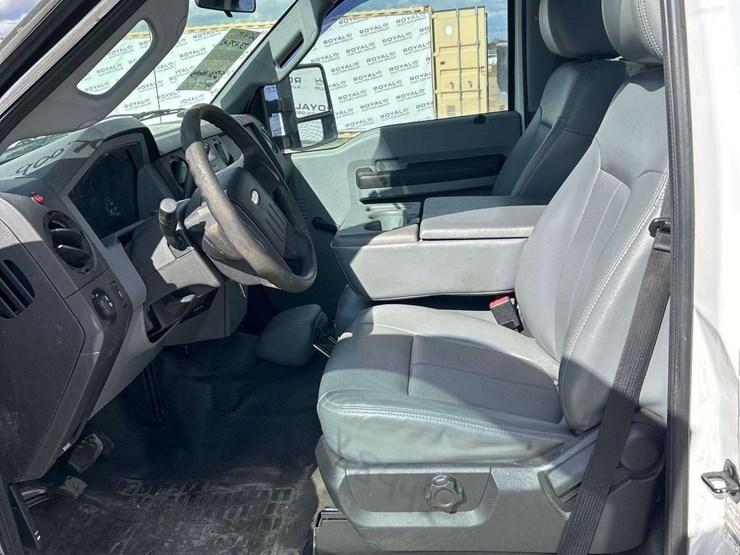 2016-ford-f250-image-12