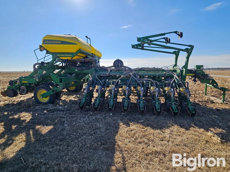 2013-john-deere-1790-ccs-image-4