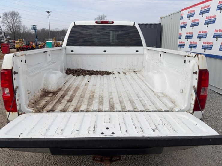 2008-chevrolet-3500hd-image-12