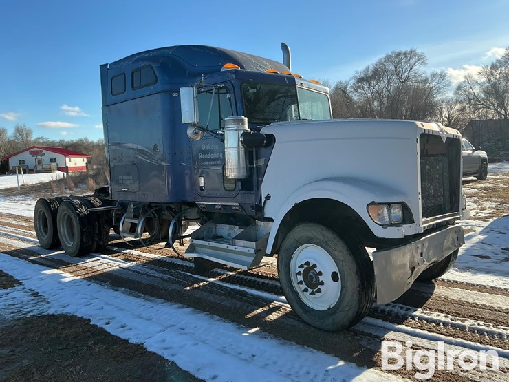 2000-international-9900-image-3