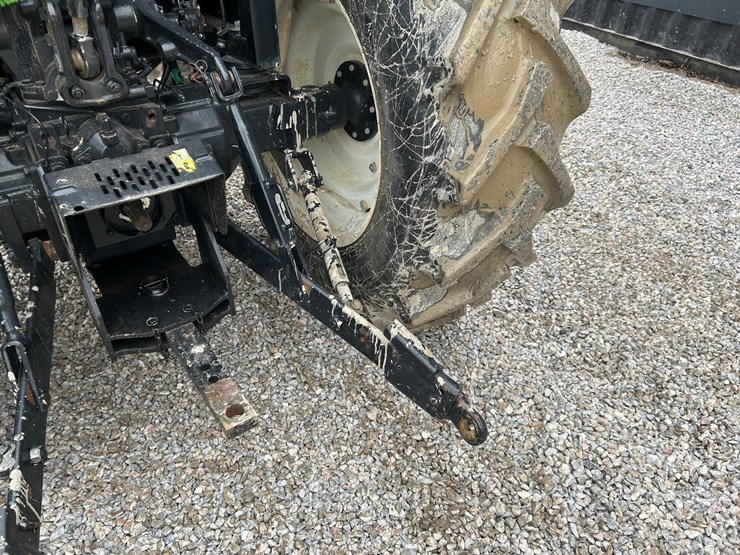 new-holland-powerstar-75-image-15