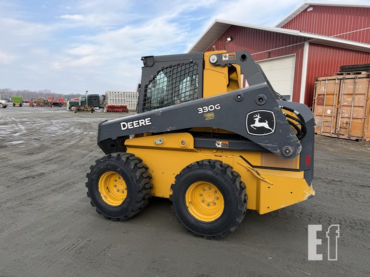 2024-deere-330g-image-5