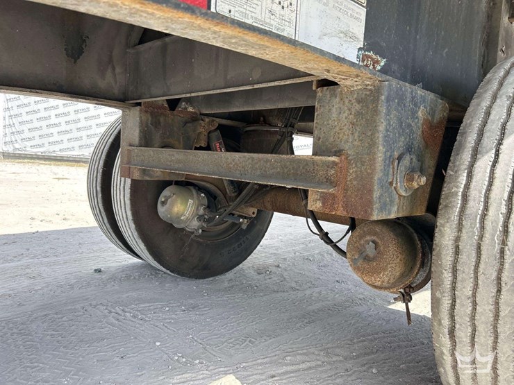 2002-48ft.-t/a-flatbed-trailer-image-7