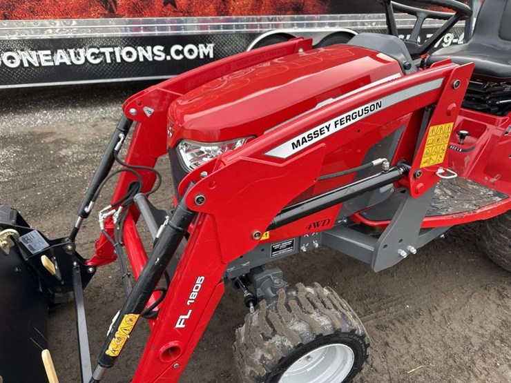 2022-massey-ferguson-tractor-w/-loader-&-backhoe-image-7