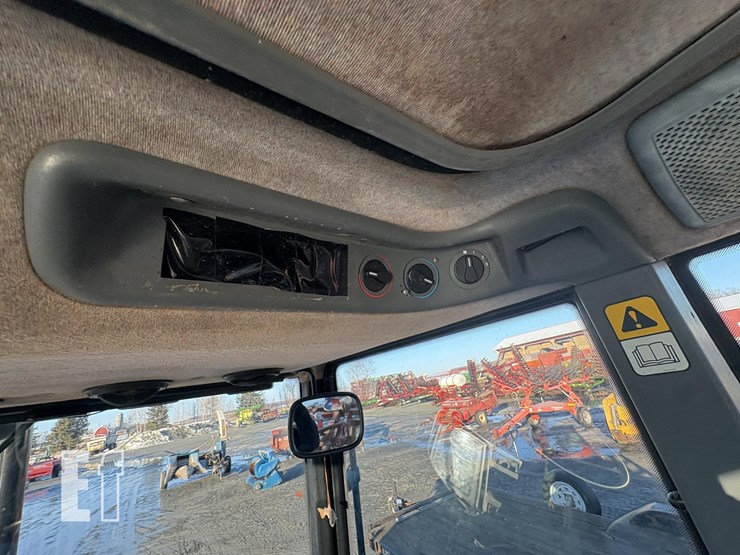 new-holland-ts110-image-20