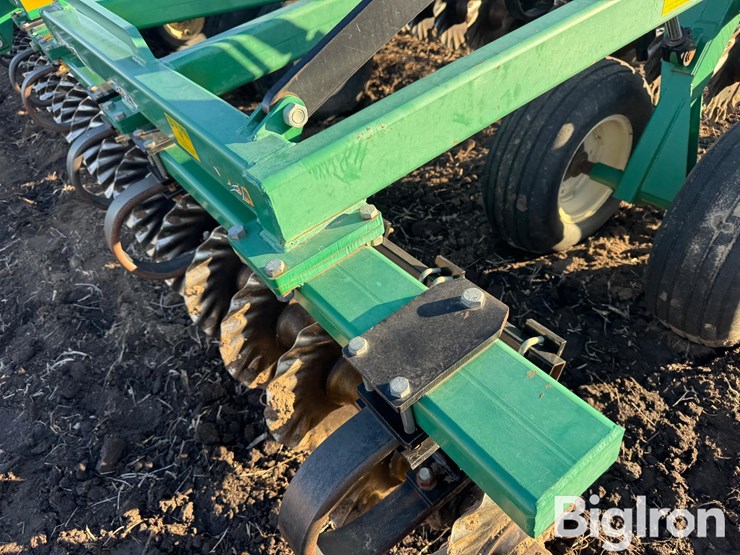 great-plains-3000tt-image-19