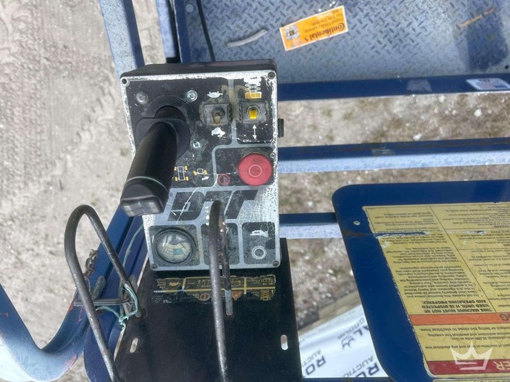 2005-jlg-2646e2-image-19