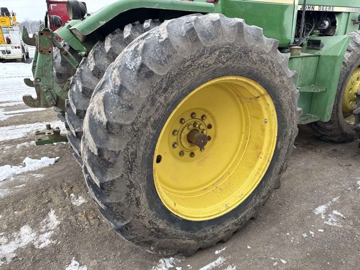 john-deere-8440-image-15