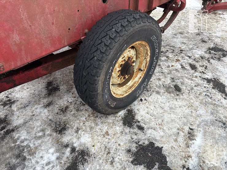 massey-ferguson-9-image-5