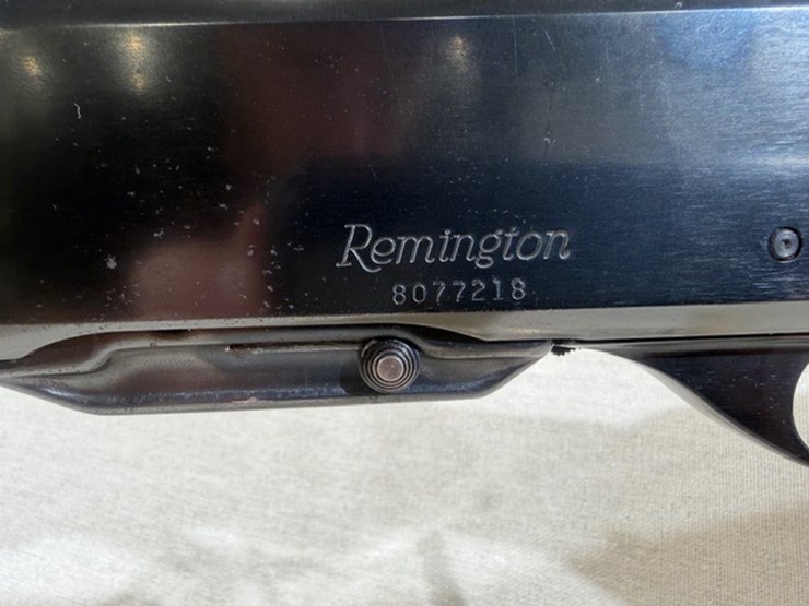 #224-•-remington-arms-7400-rifle-image-14
