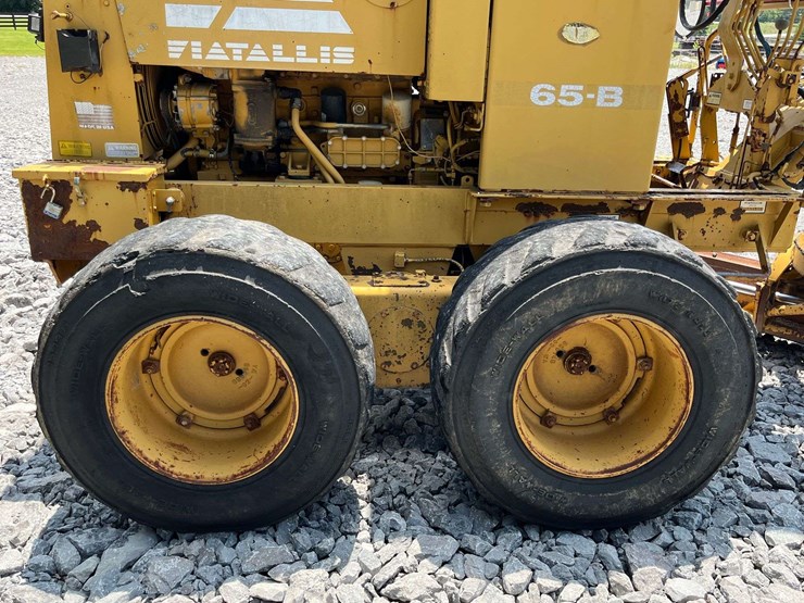 1995-fiat-allis-65-image-10