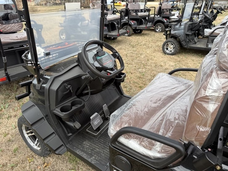 sdlanch-sdlgc80-4-seat-golf-cart-2025-image-6