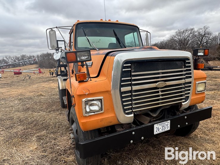 1990-ford-l8000-image-13