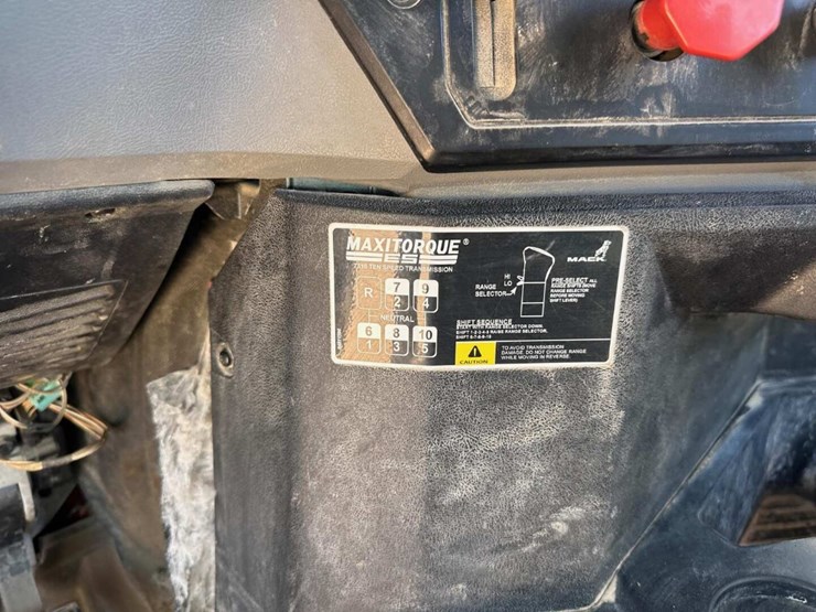 2020-mack-granite-image-9