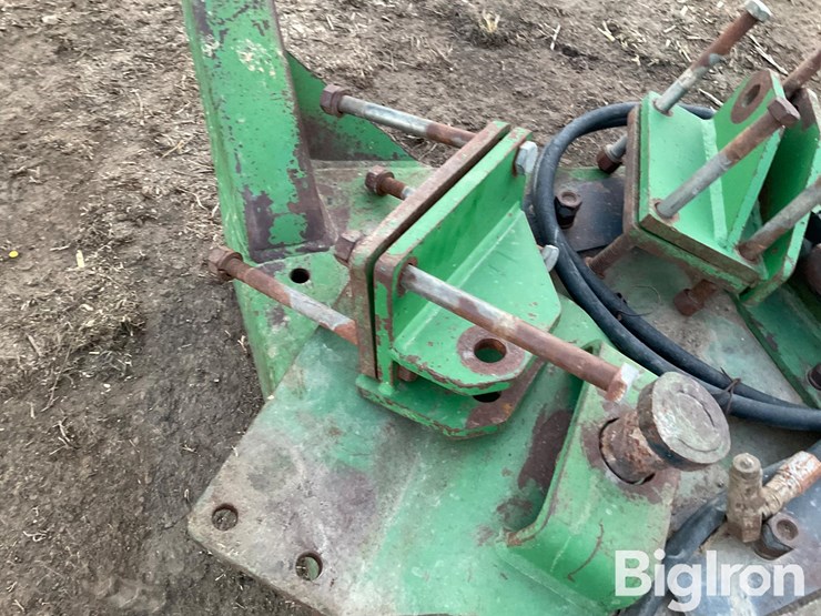 john-deere-front-mount-dozer-blade-image-16