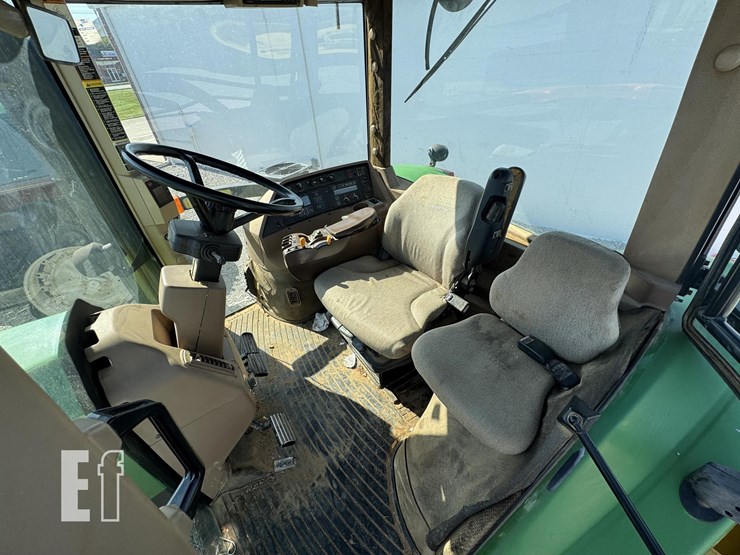 2004-john-deere-8120-image-15