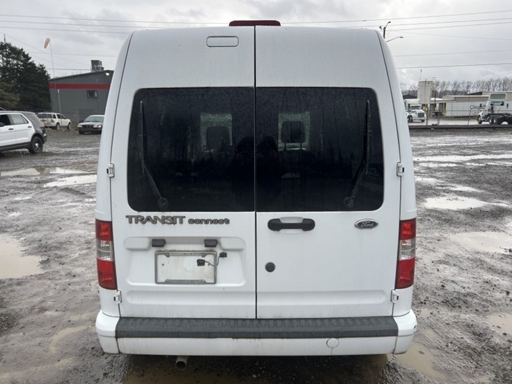 2011-ford-transit-image-5
