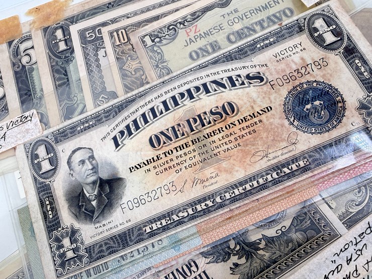 #32239-•-vintage-paper-currency-image-11
