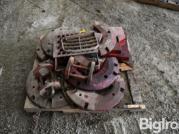 pallet-of-farm-support-image-4