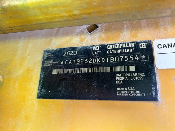 2017-caterpillar-262d-image-19