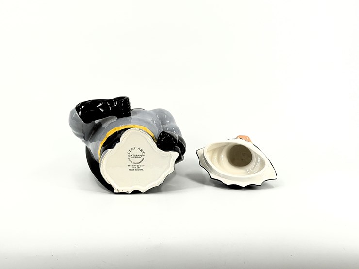 #1054-•-batman-cookie-jar-image-7