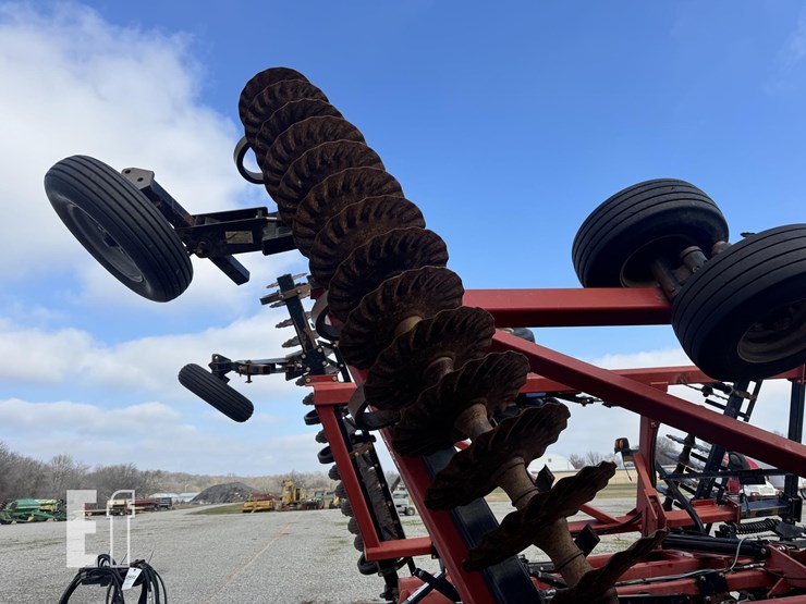 case-ih-true-tandem-330-turbo-image-27