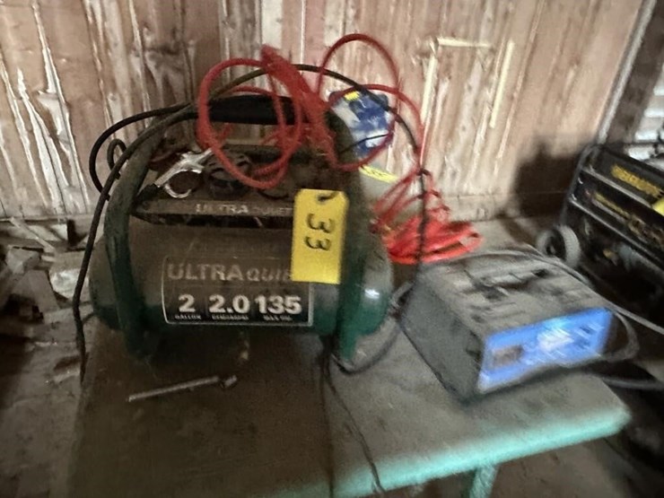 portable-air-compressor-&-battery-charger-image-1