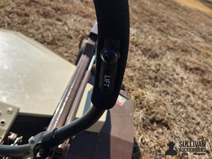 2018-grasshopper-900d-image-16