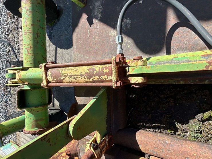 john-deere-1518-image-28