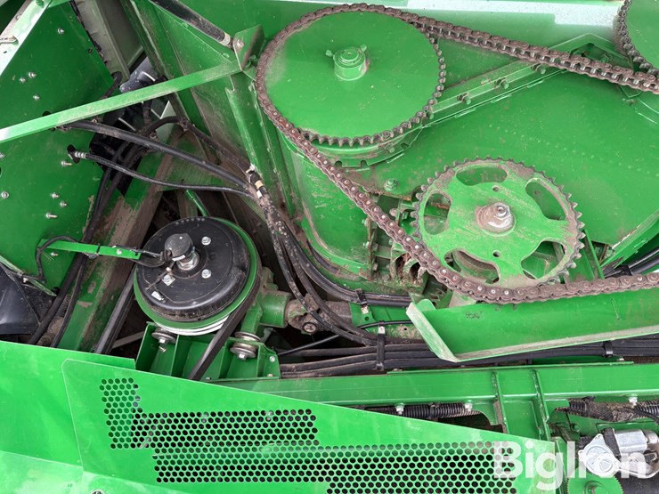 2014-john-deere-s660-image-9