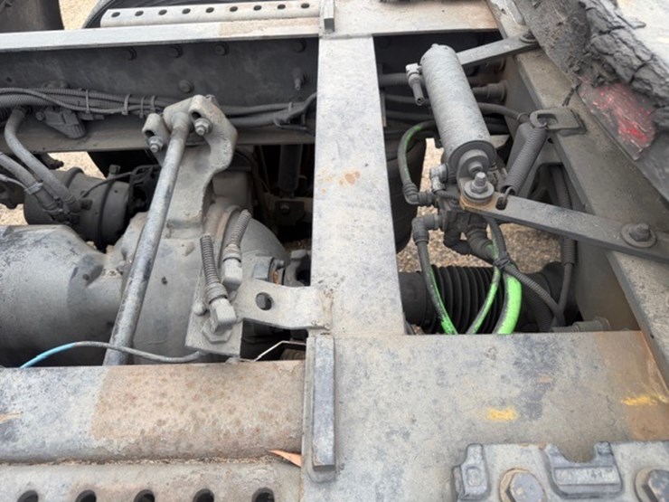 2016-international-prostar-image-15