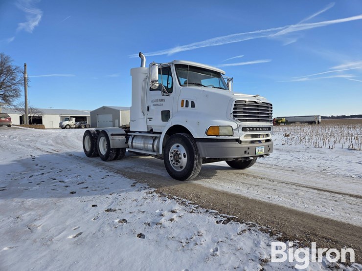 2004-sterling-at9500-image-3