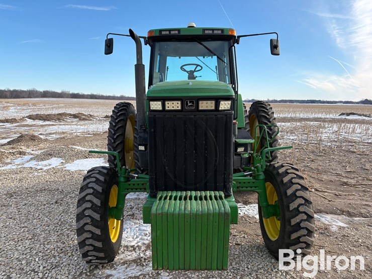 1995-john-deere-8200-image-2