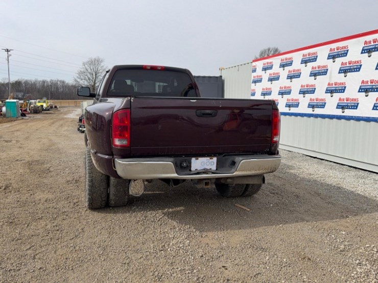 2004-dodge-ram-3500-image-4