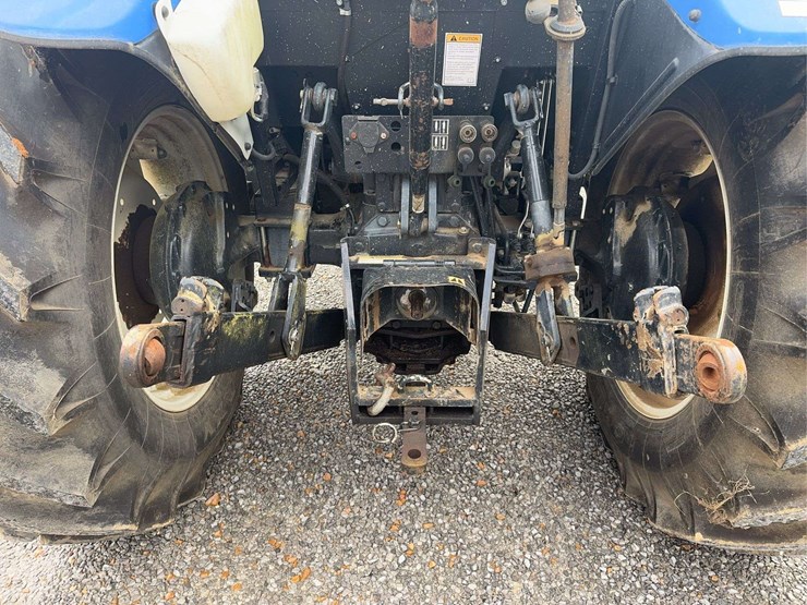 new-holland-5030-image-11