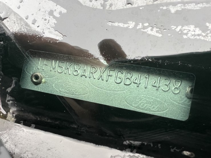 2015-ford-explorer-image-9