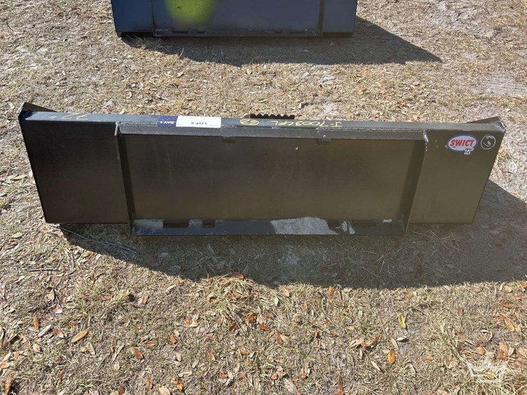 2025-swict-72in-bucket-skid-steer-attachment-image-7