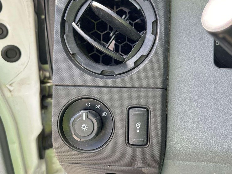 2016-ford-f250-image-16