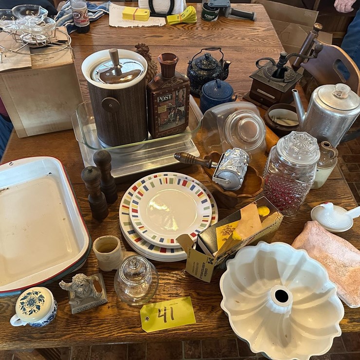 Misc. Glassware & Kitchen Supplies