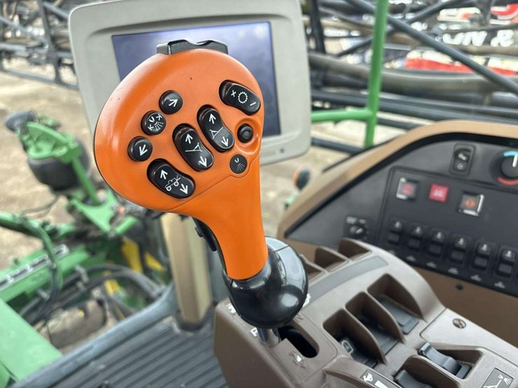 john-deere-4730-image-21