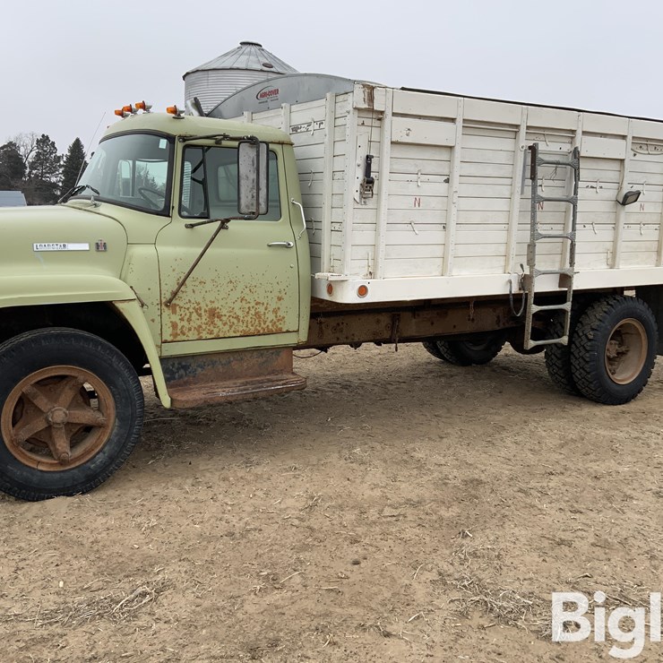 1975 INTERNATIONAL LOADSTAR