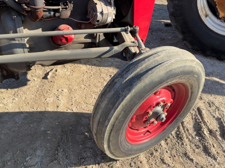 massey-ferguson-35-image-19