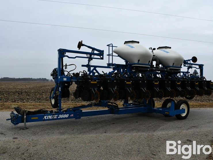 kinze-3600-image-1