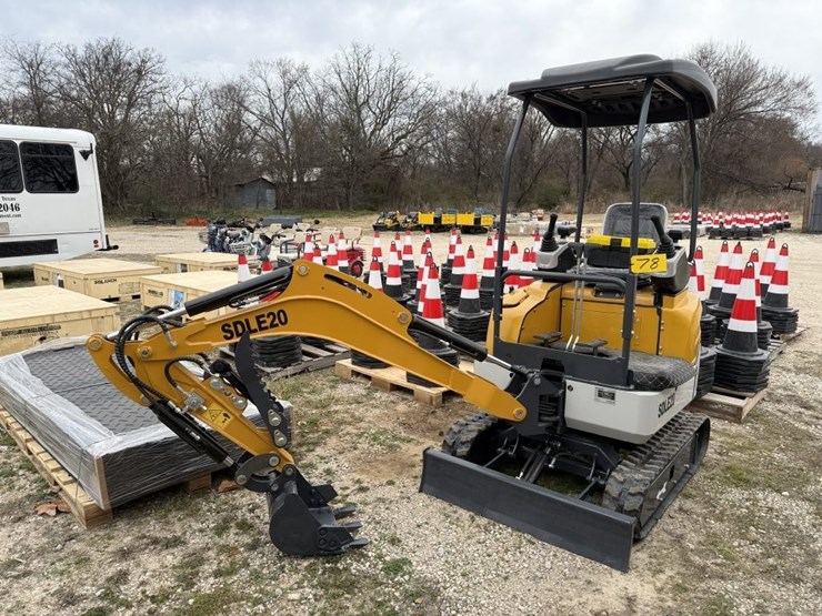 sdlanch-sdle20-diesel-mini-ex.-2025-image-1