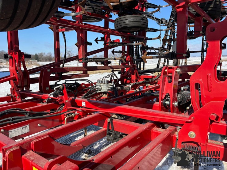 2021-case-ih-200-image-15